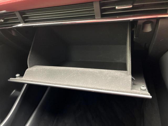 MAZDA3ファストバック Xバーガンディ セレクション 全周囲カメラ 衝突被害軽減システム レーダークルーズ 禁煙車 レザーシート パワーシート コーナーセンサー スマートキー LEDヘッド ビルトインETC オートハイビーム 車線逸脱警報 オートライト(46枚目)