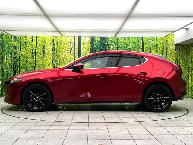 MAZDA3ファストバック Xバーガンディ セレクション 全周囲カメラ 衝突被害軽減システム レーダークルーズ 禁煙車 レザーシート パワーシート コーナーセンサー スマートキー LEDヘッド ビルトインETC オートハイビーム 車線逸脱警報 オートライト(56枚目)