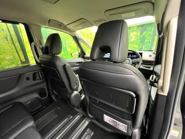 セレナ e-パワー ハイウェイスターV フリップダウンモニター 純正12インチナビ 全周囲カメラ プロパイロット 禁煙車 デジタルインナーミラー 両側電動スライドドア シートヒーター ステアリングヒーター LEDヘッド スマートキー ETC(46枚目)