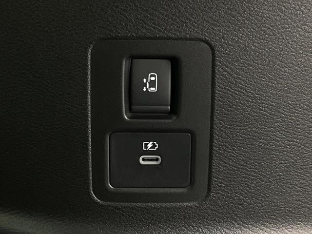 セレナ e-パワー ハイウェイスターV フリップダウンモニター 純正12インチナビ 全周囲カメラ プロパイロット 禁煙車 デジタルインナーミラー 両側電動スライドドア シートヒーター ステアリングヒーター LEDヘッド スマートキー ETC(51枚目)