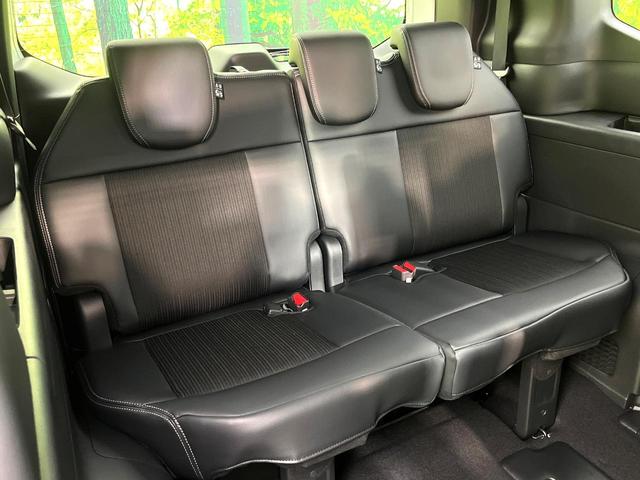 ステップワゴン ｅ：ＨＥＶスパーダ　登録済未使用車　純正１１．４型ナビ　バックカメラ　アダプティブクルーズコントロール　ブラインドスポットモニター　両側電動スライドドア　パワーバックドア　ＬＥＤヘッド　ハーフレザーシート　電子パーキング（10枚目）