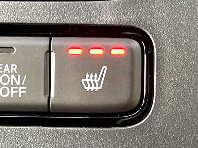 ステップワゴン ｅ：ＨＥＶスパーダ　登録済未使用車　純正１１．４型ナビ　バックカメラ　アダプティブクルーズコントロール　ブラインドスポットモニター　両側電動スライドドア　パワーバックドア　ＬＥＤヘッド　ハーフレザーシート　電子パーキング（34枚目）