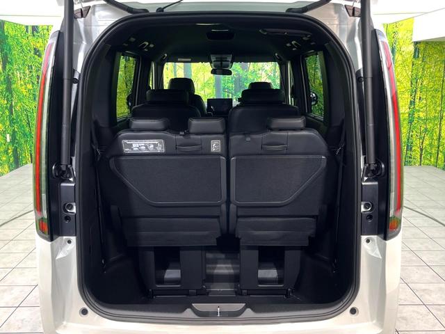 ステップワゴン ｅ：ＨＥＶスパーダ　登録済未使用車　純正１１．４型ナビ　バックカメラ　アダプティブクルーズコントロール　ブラインドスポットモニター　両側電動スライドドア　パワーバックドア　ＬＥＤヘッド　ハーフレザーシート　電子パーキング（47枚目）