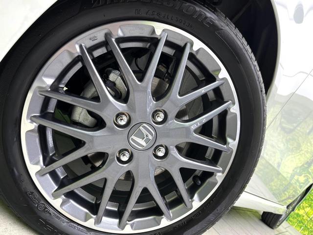 N-BOXカスタム ターボ ホンダセンシング 純正ディスプレイ バックカメラ パドルシフト シートヒーター 両側電動スライドドア LEDヘッド レーダークルーズ 純正15型アルミ 純正革巻ステアリング Bluetooth 禁煙車(13枚目)