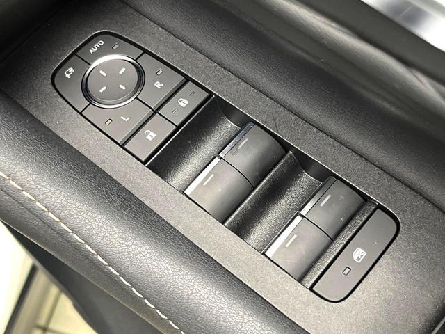 アルファードハイブリッド Ｚ　左右独立ムーンルーフ　１４インチディスプレイ　１４インチフリップダウン　全周囲カメラ　禁煙車　デジタルインナーミラー　シートベンチレーション　ブラインドスポット　ＥＴＣ　ドラレコ　パワーバックドア（36枚目）