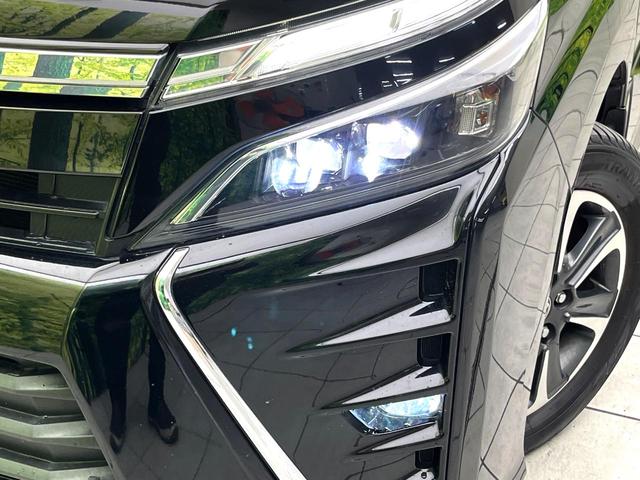 ヴォクシー ZS 煌 セーフティセンス 純正9インチナビ バックカメラ 両側電動ドア フルセグTV スマートキー ETC 禁煙車 LEDヘッド ダブルエアコン Bluetooth再生 スマートキー クルーズコントロール(12枚目)