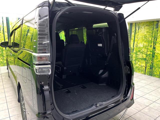 ヴォクシー ZS 煌 セーフティセンス 純正9インチナビ バックカメラ 両側電動ドア フルセグTV スマートキー ETC 禁煙車 LEDヘッド ダブルエアコン Bluetooth再生 スマートキー クルーズコントロール(45枚目)