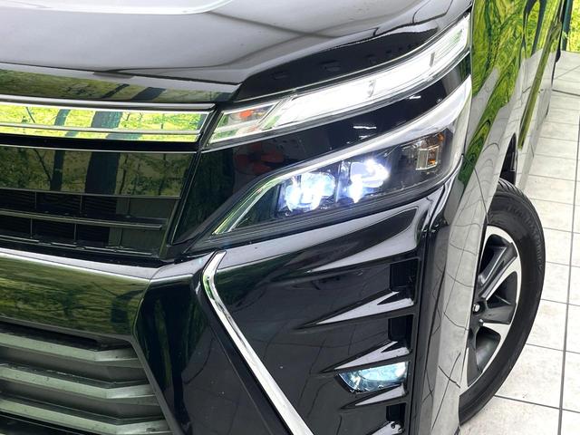 ヴォクシー ZS 煌 セーフティセンス 純正9インチナビ バックカメラ 両側電動ドア フルセグTV スマートキー ETC 禁煙車 LEDヘッド ダブルエアコン Bluetooth再生 スマートキー クルーズコントロール(52枚目)