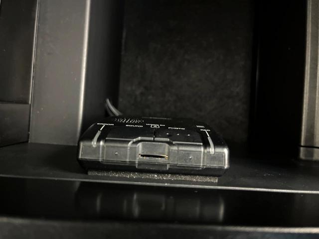 アルファード 2.5S Cパッケージ 禁煙車 サンルーフ 後席モニター 純正9インチディスプレイオーディオ 両側電動ドア バックカメラ 衝突被害軽減システム レーダークルーズ 電動リアゲート 合皮シート 前後席パワーシート ドラレコ(30枚目)