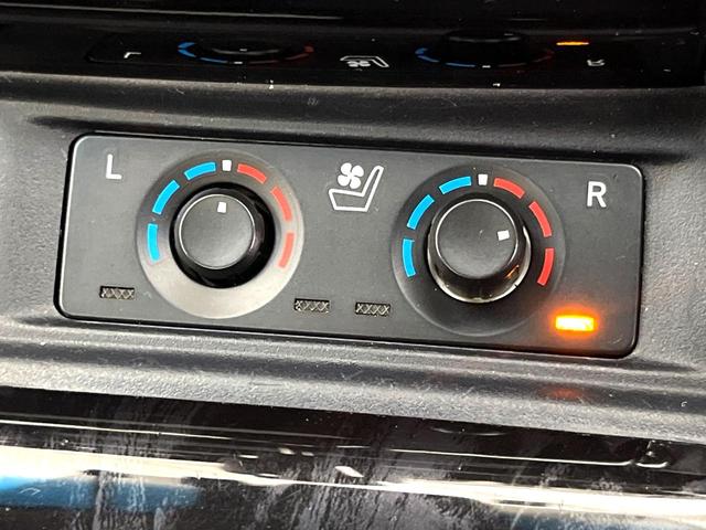 アルファード 2.5S Cパッケージ 禁煙車 サンルーフ 後席モニター 純正9インチディスプレイオーディオ 両側電動ドア バックカメラ 衝突被害軽減システム レーダークルーズ 電動リアゲート 合皮シート 前後席パワーシート ドラレコ(32枚目)