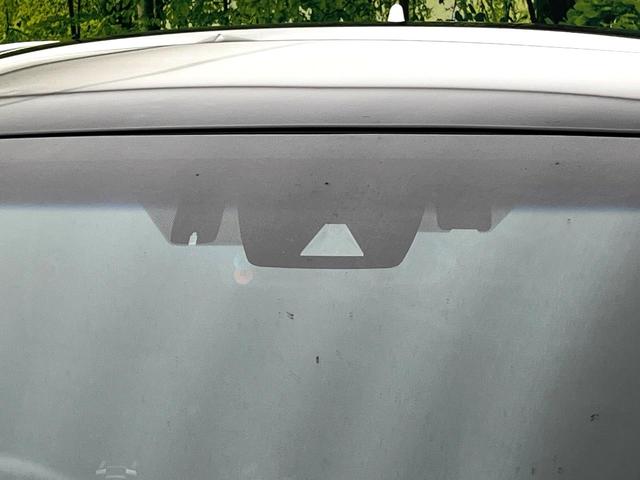 ハリアーハイブリッド Z レザーパッケージ 禁煙車 サンルーフ 純正12.3インチナビ デジタルインナーミラー シートヒーター LEDヘッドライト 純正19インチアルミ パワーバックドア コーナーセンサー パワーシート ETC(24枚目)