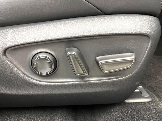 RAV4 アドベンチャー オフロードパッケージII 禁煙車 4WD 全周囲カメラ 衝突被害軽減システム レーダークルーズ シートベンチレーション パワーシート パワーバックドア コーナーセンサー デジタルインナーミラー ルーフレール ETC2.0(33枚目)