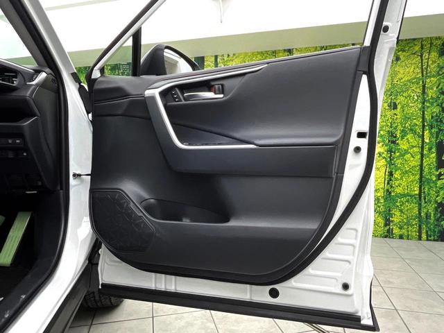 RAV4 アドベンチャー オフロードパッケージII 禁煙車 4WD 全周囲カメラ 衝突被害軽減システム レーダークルーズ シートベンチレーション パワーシート パワーバックドア コーナーセンサー デジタルインナーミラー ルーフレール ETC2.0(46枚目)