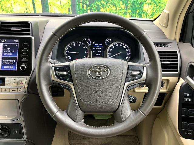 ランドクルーザープラド ＴＸ　Ｌパッケージ　マットブラックエディション　サンルーフ　メーカーオプションナビ　アラウンドビューモニター　７人乗り　レーダークルーズコントロール　シートベンチレーション　パワーシート　スマートキー　クリアランスソナー　ＥＴＣ　フルセグ　禁煙車（11枚目）
