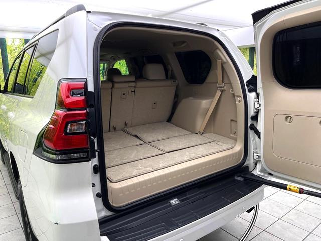 ランドクルーザープラド ＴＸ　Ｌパッケージ　マットブラックエディション　サンルーフ　メーカーオプションナビ　アラウンドビューモニター　７人乗り　レーダークルーズコントロール　シートベンチレーション　パワーシート　スマートキー　クリアランスソナー　ＥＴＣ　フルセグ　禁煙車（52枚目）