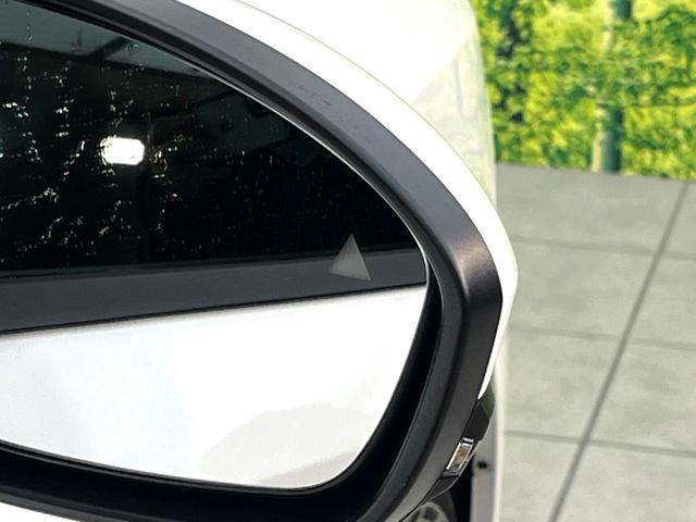 ノート Ｘ　禁煙車　メーカー９型ナビ　全周囲カメラ　プロパイロット　ブラインドスポットモニター　ＥＴＣ　デジタルインナーミラー　コーナーセンサー　電子パーキング　オートブレーキホールド　スマートキー（6枚目）