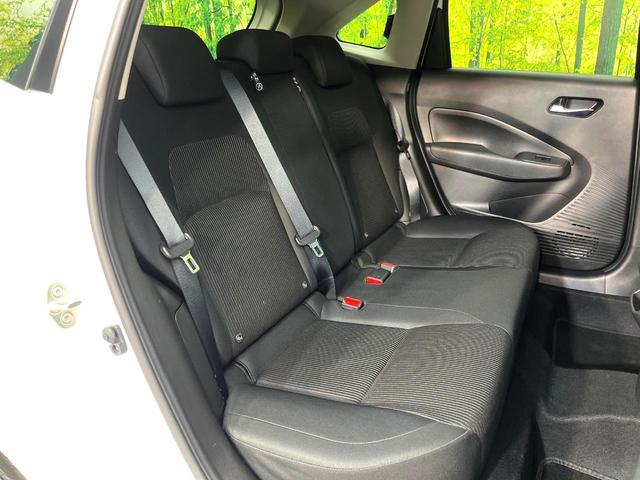 ノート Ｘ　禁煙車　メーカー９型ナビ　全周囲カメラ　プロパイロット　ブラインドスポットモニター　ＥＴＣ　デジタルインナーミラー　コーナーセンサー　電子パーキング　オートブレーキホールド　スマートキー（9枚目）