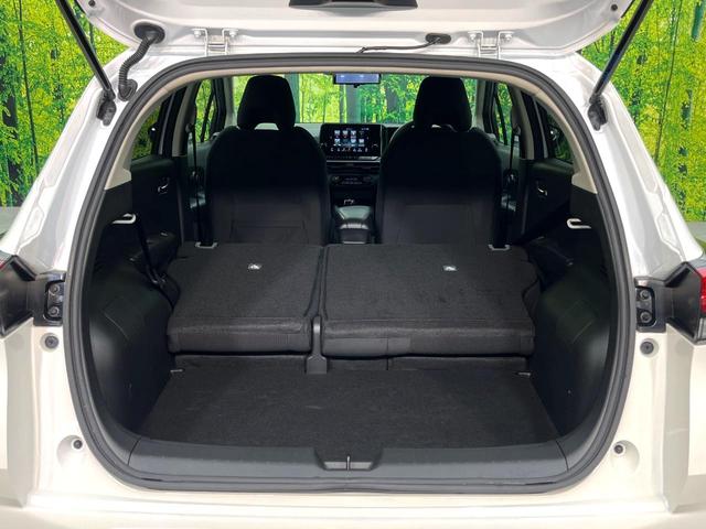 ノート Ｘ　禁煙車　メーカー９型ナビ　全周囲カメラ　プロパイロット　ブラインドスポットモニター　ＥＴＣ　デジタルインナーミラー　コーナーセンサー　電子パーキング　オートブレーキホールド　スマートキー（10枚目）