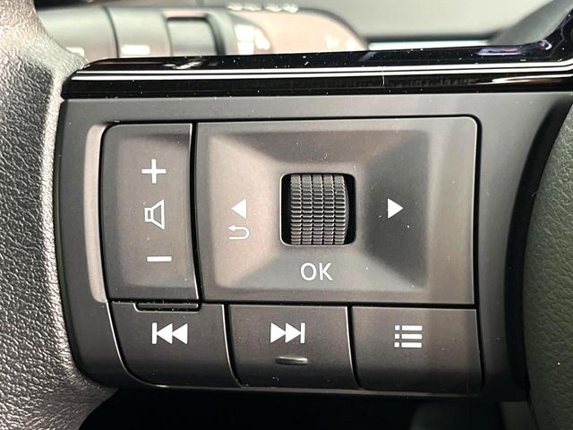 ノート Ｘ　禁煙車　メーカー９型ナビ　全周囲カメラ　プロパイロット　ブラインドスポットモニター　ＥＴＣ　デジタルインナーミラー　コーナーセンサー　電子パーキング　オートブレーキホールド　スマートキー（22枚目）