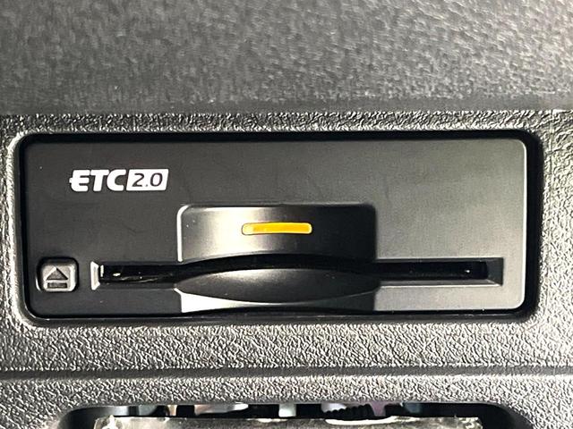 ノート Ｘ　禁煙車　メーカー９型ナビ　全周囲カメラ　プロパイロット　ブラインドスポットモニター　ＥＴＣ　デジタルインナーミラー　コーナーセンサー　電子パーキング　オートブレーキホールド　スマートキー（28枚目）