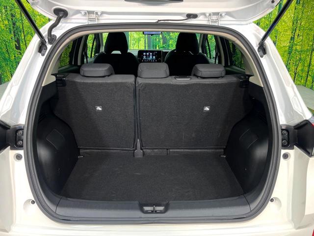 ノート Ｘ　禁煙車　メーカー９型ナビ　全周囲カメラ　プロパイロット　ブラインドスポットモニター　ＥＴＣ　デジタルインナーミラー　コーナーセンサー　電子パーキング　オートブレーキホールド　スマートキー（39枚目）