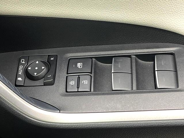 RAV4 ハイブリッドアドベンチャー 禁煙車 全周囲カメラ 9インチディスプレイ シートベンチレーション パワーバックドア セーフティセンス シートメモリー ブラインドスポット 4WD パワーシート ステアリングヒーター スマートキー(24枚目)