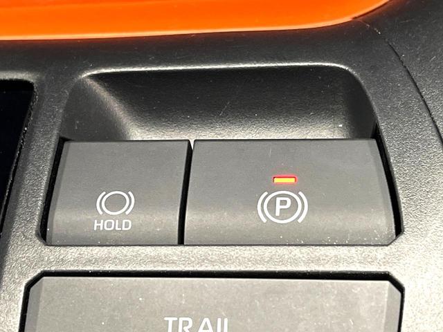 RAV4 ハイブリッドアドベンチャー 禁煙車 全周囲カメラ 9インチディスプレイ シートベンチレーション パワーバックドア セーフティセンス シートメモリー ブラインドスポット 4WD パワーシート ステアリングヒーター スマートキー(38枚目)