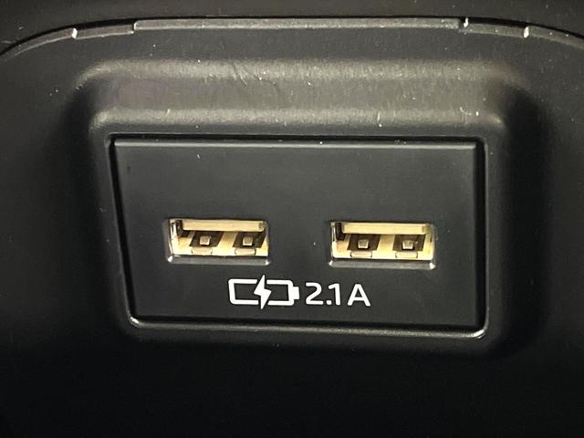 RAV4 ハイブリッドアドベンチャー 禁煙車 全周囲カメラ 9インチディスプレイ シートベンチレーション パワーバックドア セーフティセンス シートメモリー ブラインドスポット 4WD パワーシート ステアリングヒーター スマートキー(40枚目)