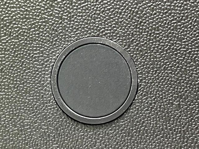 RAV4 ハイブリッドアドベンチャー 禁煙車 全周囲カメラ 9インチディスプレイ シートベンチレーション パワーバックドア セーフティセンス シートメモリー ブラインドスポット 4WD パワーシート ステアリングヒーター スマートキー(61枚目)