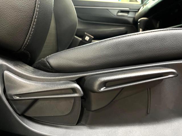 WR-V Z 純正ディスプレイオーディオ バックカメラ アダプティブクルーズコントロール ドライブレコーダー ETC スマートキー Bluetooth再生 オートエアコン LEDヘッドライト 純正17インチアルミ(40枚目)