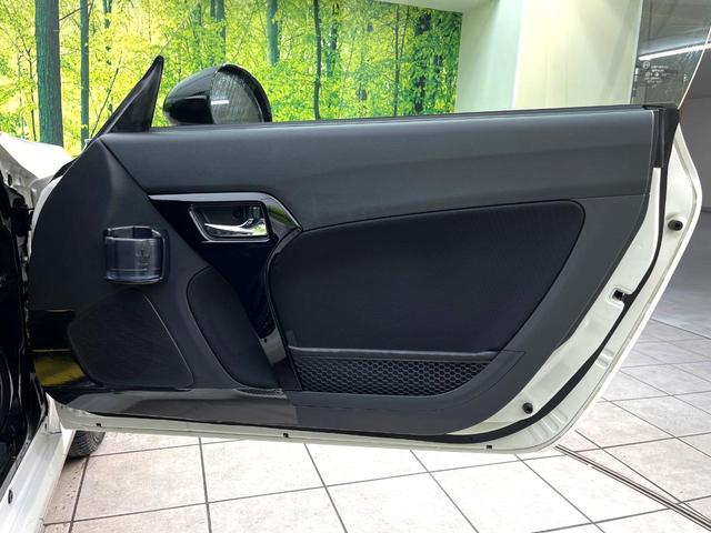 コペン GR スポーツ 禁煙車 5速MT ディスプレイオーディオ バックカメラ シートヒーター オートエアコン ドライブレコーダー LEDヘッド オートライト ETC RECARO製バケットシート スマートキー(40枚目)