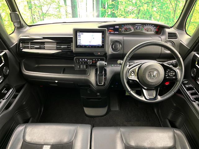 N-BOXカスタム Lターボ 禁煙車 ターボ 両側パワースライドドア ホンダセンシング フルセグTV付ナビ バックカメラ シートヒーター LEDヘッドライト ハーフレザーシート ビルトインETC オートハイビーム 車線逸脱警報(2枚目)