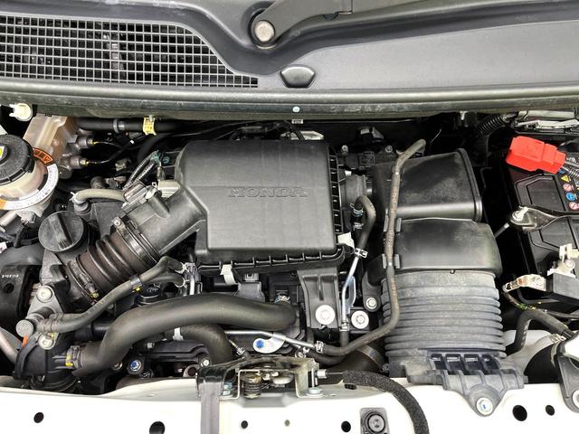 N-BOXカスタム Lターボ 禁煙車 ターボ 両側パワースライドドア ホンダセンシング フルセグTV付ナビ バックカメラ シートヒーター LEDヘッドライト ハーフレザーシート ビルトインETC オートハイビーム 車線逸脱警報(18枚目)