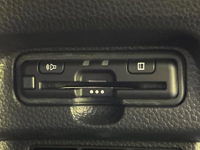 N-BOXカスタム Lターボ 禁煙車 ターボ 両側パワースライドドア ホンダセンシング フルセグTV付ナビ バックカメラ シートヒーター LEDヘッドライト ハーフレザーシート ビルトインETC オートハイビーム 車線逸脱警報(33枚目)