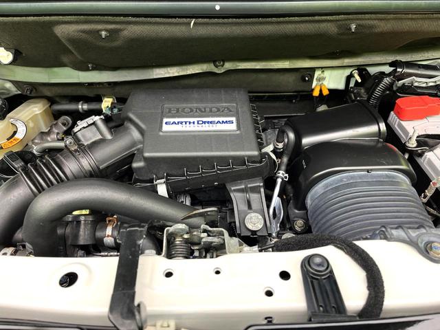 N-BOXカスタム G・Lターボホンダセンシング 純正8型ナビ バックカメラ 両側パワースライドドア ETC LEDヘッドライト スマートキー Bluetooth再生 フルセグTV 純正15インチアルミホイール オートエアコン ECONスイッチ(18枚目)