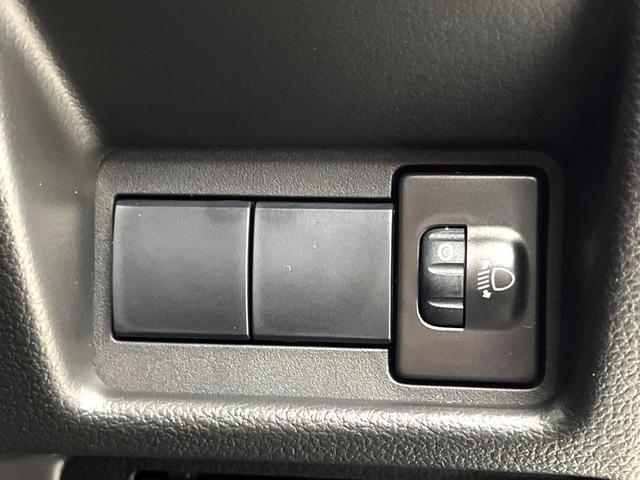 スペーシアカスタム ハイブリッドGS 届出済未使用車 電動スライドドア 衝突被害軽減システム レーダークルーズ シートヒーター コーナーセンサー スマートキー LEDヘッド オートハイビーム 車線逸脱警報 オートライト オートエアコン(37枚目)