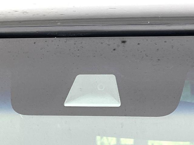 N-BOXカスタム G・Lホンダセンシング 禁煙車 純正ナビ バックカメラ アダプティブクルーズコントロール パワースライドドア 車線逸脱警報 LEDヘッド 純正14インチアルミホイール 横滑り防止装置 ETC スマートキー(3枚目)