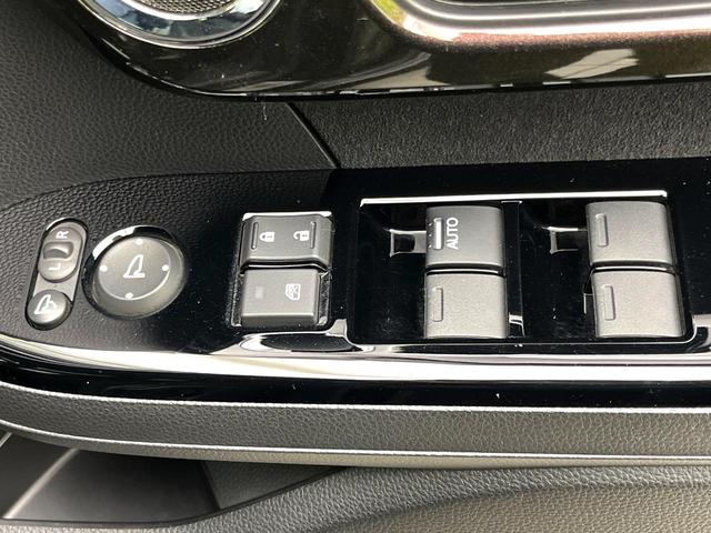 N-BOXカスタム G・Lホンダセンシング 禁煙車 純正ナビ バックカメラ アダプティブクルーズコントロール パワースライドドア 車線逸脱警報 LEDヘッド 純正14インチアルミホイール 横滑り防止装置 ETC スマートキー(28枚目)