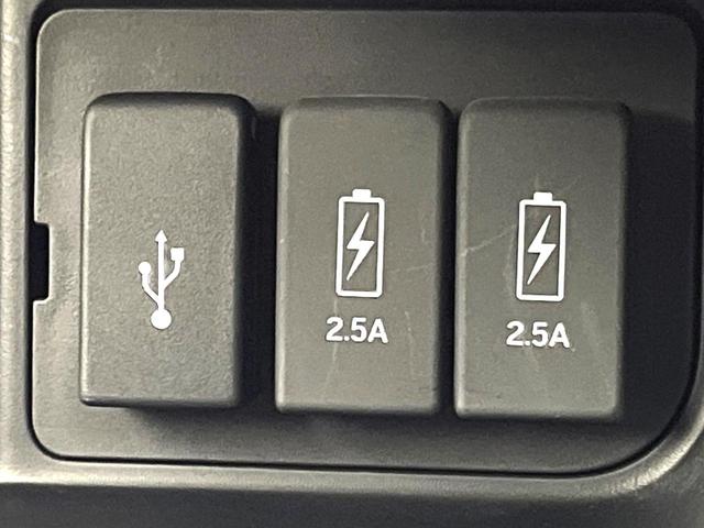 N-BOXカスタム G・Lホンダセンシング 禁煙車 純正ナビ バックカメラ アダプティブクルーズコントロール パワースライドドア 車線逸脱警報 LEDヘッド 純正14インチアルミホイール 横滑り防止装置 ETC スマートキー(34枚目)