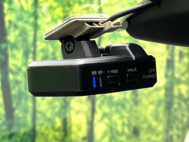 ノート Ｘ　ＤＩＧ－Ｓ　エマージェンシーブレーキパッケージ　禁煙車　ＳＤナビ　全周囲カメラ　オートハイビーム　ドライブレコーダー　スマートキー　車線逸脱抑制装置　パワーウィンドウ　電動格納ミラー　コーナーセンサー　オートエアコン　ＥＴＣ（6枚目）