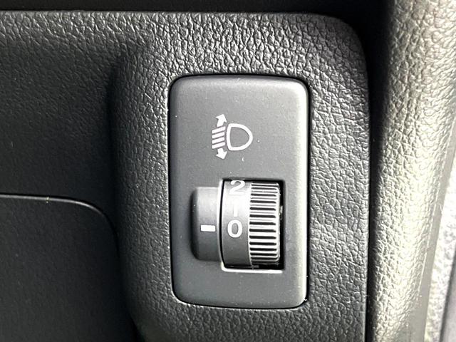 Ｎ－ＢＯＸ Ｇ・Ｌパッケージ　禁煙車　ＳＤナビ　バックカメラ　片側パワースライドドア　オートエアコン　スマートキー　パワーウィンドウ　電動格納ミラー　フロアマット　ドアバイザー　横滑り防止装置　ＥＴＣ（31枚目）