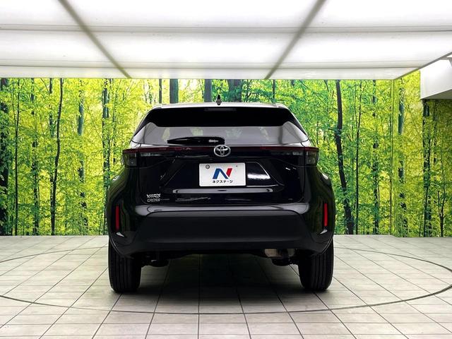 ヤリスクロス Ｘ　禁煙車　ディスプレイオーディオ　バックカメラ　セーフティセンス　レーダークルーズコントロール　ＥＴＣ　ステアリングスイッチ　オートマティックハイビーム　電子パーキング　オートブレーキホールド（15枚目）