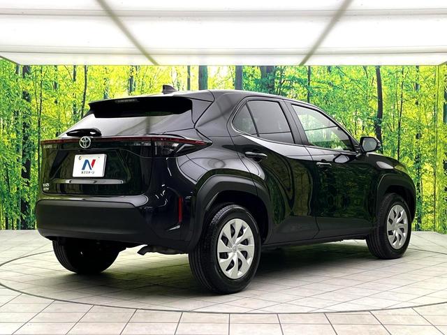 ヤリスクロス Ｘ　禁煙車　ディスプレイオーディオ　バックカメラ　セーフティセンス　レーダークルーズコントロール　ＥＴＣ　ステアリングスイッチ　オートマティックハイビーム　電子パーキング　オートブレーキホールド（17枚目）