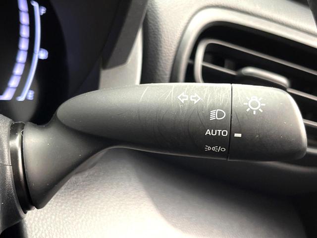 ヤリスクロス Ｘ　禁煙車　ディスプレイオーディオ　バックカメラ　セーフティセンス　レーダークルーズコントロール　ＥＴＣ　ステアリングスイッチ　オートマティックハイビーム　電子パーキング　オートブレーキホールド（24枚目）