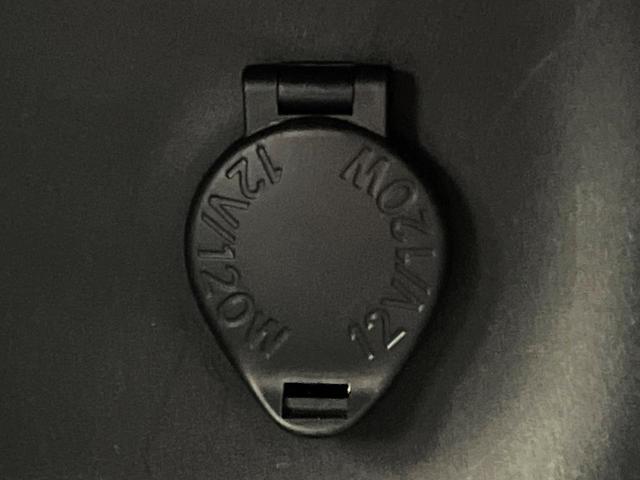 ヤリスクロス Ｘ　禁煙車　ディスプレイオーディオ　バックカメラ　セーフティセンス　レーダークルーズコントロール　ＥＴＣ　ステアリングスイッチ　オートマティックハイビーム　電子パーキング　オートブレーキホールド（32枚目）