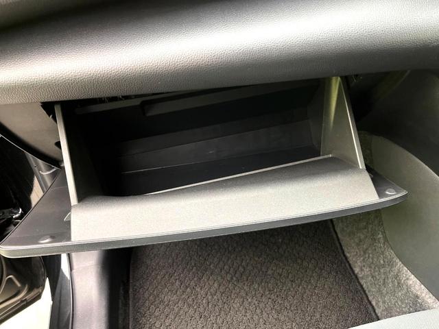 ヤリスクロス Ｘ　禁煙車　ディスプレイオーディオ　バックカメラ　セーフティセンス　レーダークルーズコントロール　ＥＴＣ　ステアリングスイッチ　オートマティックハイビーム　電子パーキング　オートブレーキホールド（38枚目）