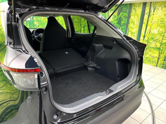 ヤリスクロス Ｘ　禁煙車　ディスプレイオーディオ　バックカメラ　セーフティセンス　レーダークルーズコントロール　ＥＴＣ　ステアリングスイッチ　オートマティックハイビーム　電子パーキング　オートブレーキホールド（42枚目）