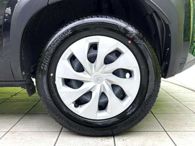ヤリスクロス Ｘ　禁煙車　ディスプレイオーディオ　バックカメラ　セーフティセンス　レーダークルーズコントロール　ＥＴＣ　ステアリングスイッチ　オートマティックハイビーム　電子パーキング　オートブレーキホールド（50枚目）