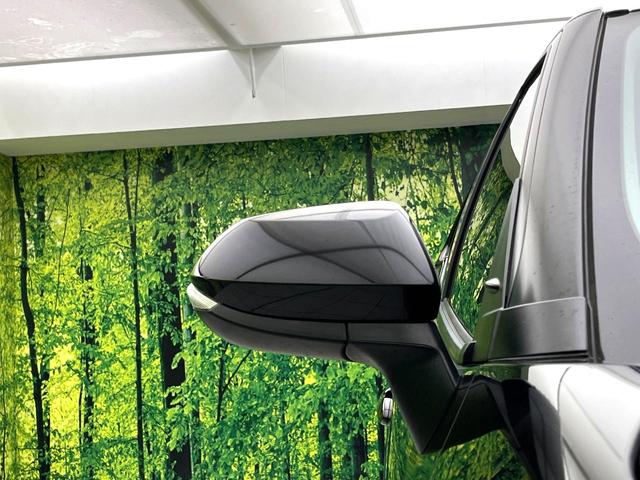 ヤリスクロス Ｘ　禁煙車　ディスプレイオーディオ　バックカメラ　セーフティセンス　レーダークルーズコントロール　ＥＴＣ　ステアリングスイッチ　オートマティックハイビーム　電子パーキング　オートブレーキホールド（51枚目）