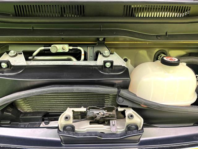 ハイエースバン スーパーＧＬ　ダークプライムＩＩ　衝突軽減　純正ナビ　全周囲カメラ　スマートキー　ドライブレコーダー　ＥＴＣ　ＬＥＤヘッドライト　Ｂｌｕｅｔｏｏｔｈ再生　デジタルインナーミラー　フルセグＴＶ　電動格納ミラー　オートハイビーム　禁煙車（24枚目）